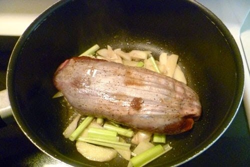 Boiled Beef Thigh with Ginger and Lemongrass 4