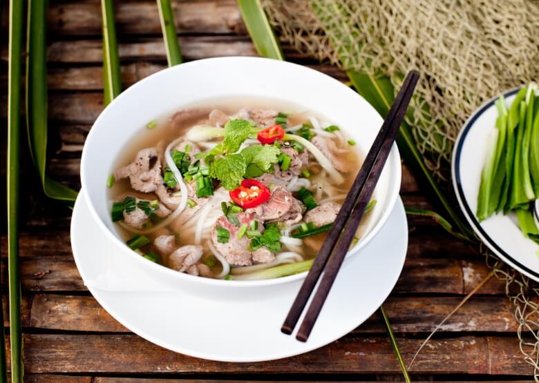 Pho-vietnamese-noodle