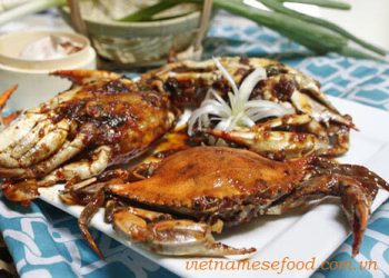 Roasted Crab with Tamarind Sauce Recipe (Cua Rang Me)