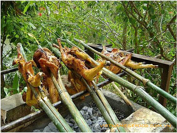 buon-don-grilled-chicken-with-lam-rice-com-lam-ga-nuong