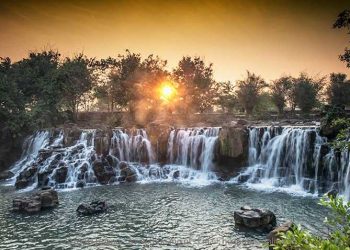 Giang Dien Waterfall 2
