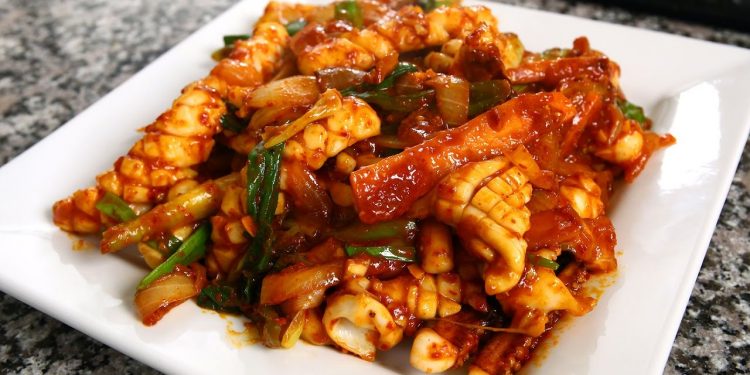 Grilled Squids with Chili Powder Street Food