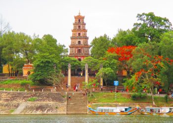 Thien Mu Pagoda - Hue - Vietnam