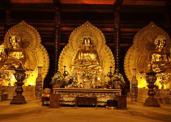 bai-dinh-pagoda-chua-bai-dinh