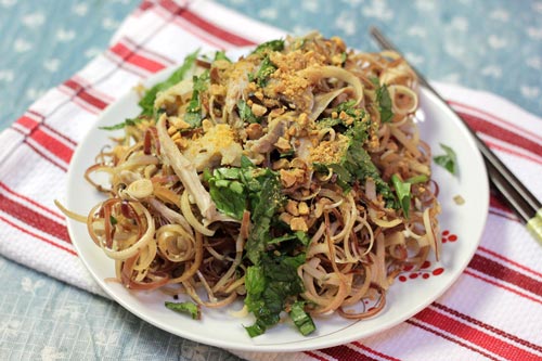 Banana Flower Salad with Chicken Recipe (Nộm Hoa Chuối Thịt Gà)