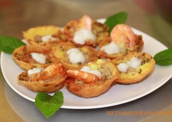 vietnamese-mini-savory-pancakes-recipe-banh-khot