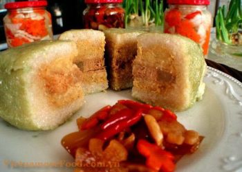 Square-cake-banh-chung