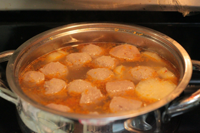 Beef Balls Soup with Pasta Recipe (Nui Bò Viên)