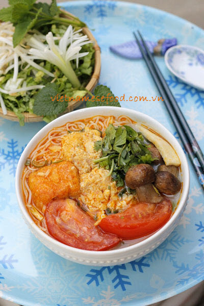 Vegetarian Crab Noodles Recipe (Bún Riêu Chay)