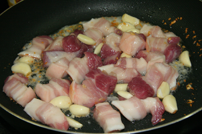 Caramelized Pork Belly with Sugar (Ba Rọi Ram Đường)