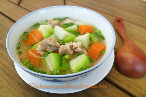 ezvietnamesecuisine.com/chayote-soup-with-chicken-recipe-canh-su-su-nau-ga