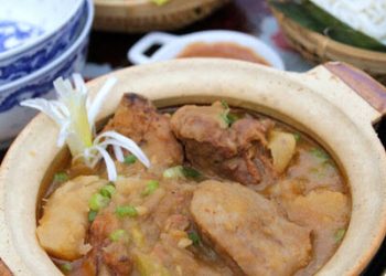 cooked-duck-with-indian-taro-recipe-vit-nau-khoai-mon