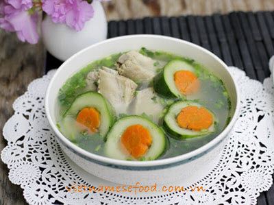 Cucumber Soup with Pork Chop Recipe (Canh Dưa Leo Sườn Non)