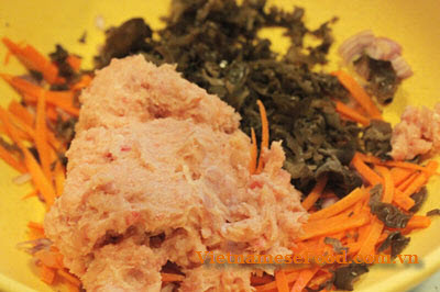 fried-pork-meat-in-5-colors-recipe-gio-xao-ngu-sac