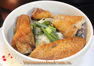 fried-chicken-with-egg-noodle-soup-recipe-mi-ga-ran