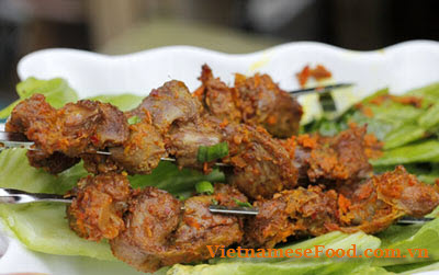 grilled-chicken-gizzard-with-saffron-recipe-me-ga-nuong-nghe