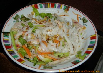 vietnamese-sour-pho-noodle-pho-chua