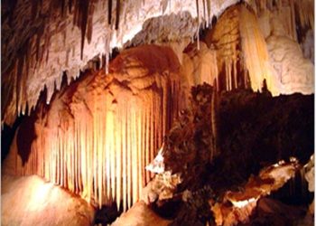 huong-tich-cave