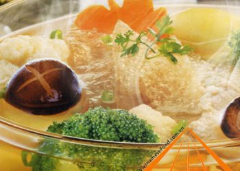 ezvietnamesecuisine.com/vietnamese-broccoli-soup-recipe