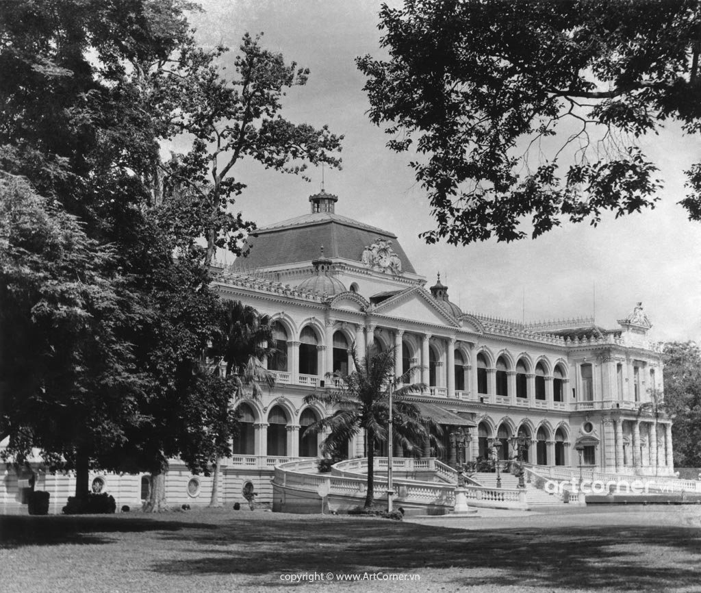 independence-palace-1957
