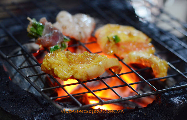 Street Food in Lò Đúc, Hà Nội City