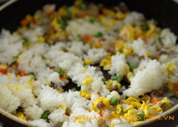 mixture-fried-rice-recipe-com-chien-thap-cam