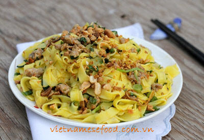 Mixture Quảng Noodle (Mì Quảng Trộn)
