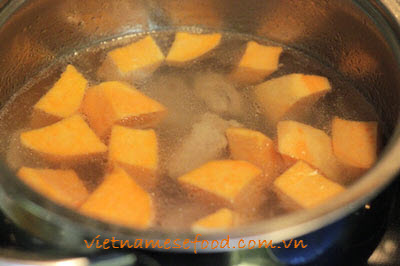 Pork Chop Soup with Pumpkin Recipe (Canh Sườn Non Bí Đỏ)