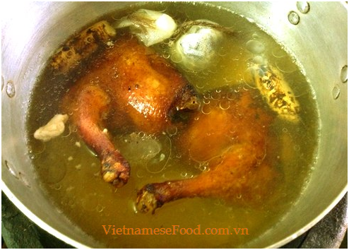 Roasted Duck with Egg Noodle Soup Recipe (Mì Vịt Tiềm).