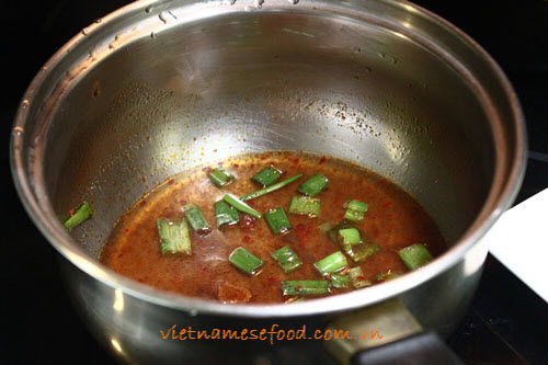 Rolled Pork with Vegetables and Tamarind Sauce (Heo Cuộn Rau Củ và Sốt Me)