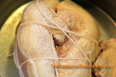 soaked-pork-meat-in-vinegar-recipe-thit-ba-chi-ngam-giam