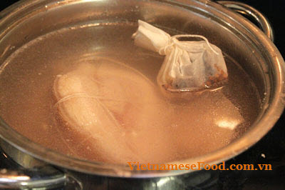 soaked-pork-meat-in-vinegar-recipe-thit-ba-chi-ngam-giam