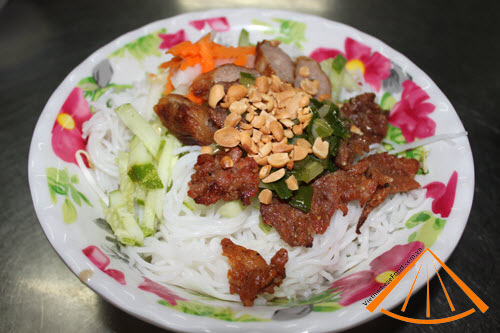 ezvietnamesecuisine.com/grilled-pork-with-vermicelli