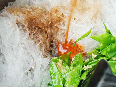 Stir-fried Clear Cassava Noodle with Shrimps (Miến Xào Tôm)