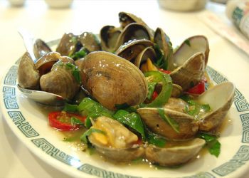 stir-fried-hard-clams-home-cooked-style-ngheu-xao-tai-nha