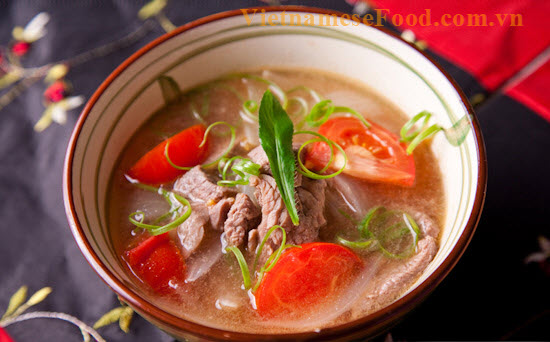 beef-meat-soup-with-tomato-canh-thit-bo-ca-chua