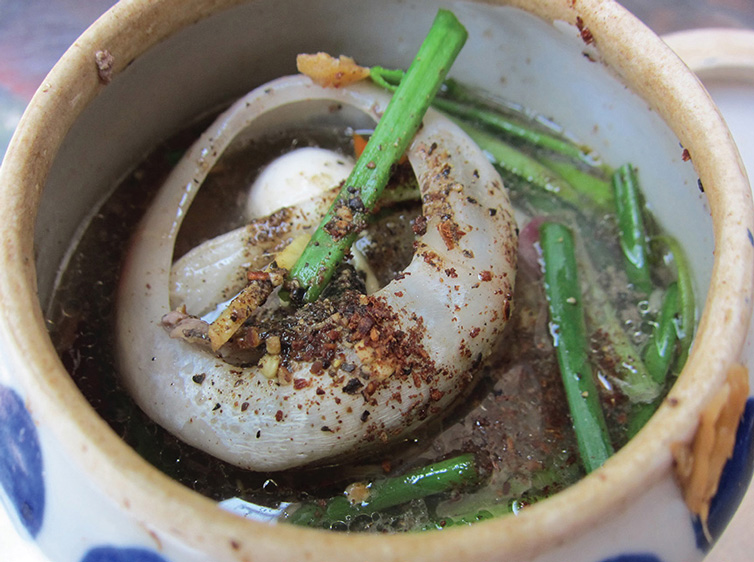 Sea Tuna Eyes - A special dish from Phu Yen Province