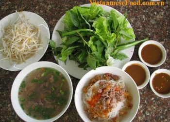 two-bowls-pho-noodle-soup-pho-hai-to
