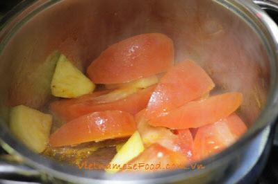 Vegetarian Sour Soup Recipe (Canh Chua Chay)