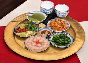 vietnamese-family-meals