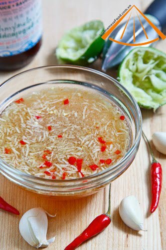 ezvietnamesecuisine.com/vietnamese-salad-recipes
